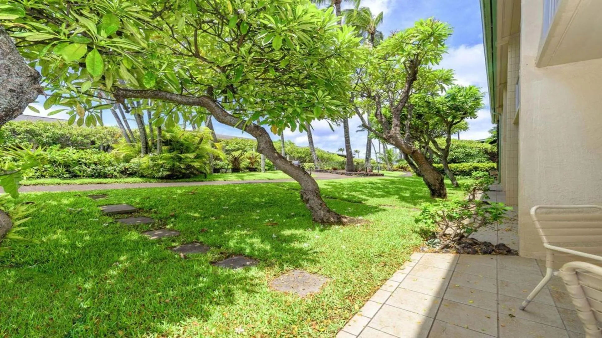 Napili Shores D127 Kahana